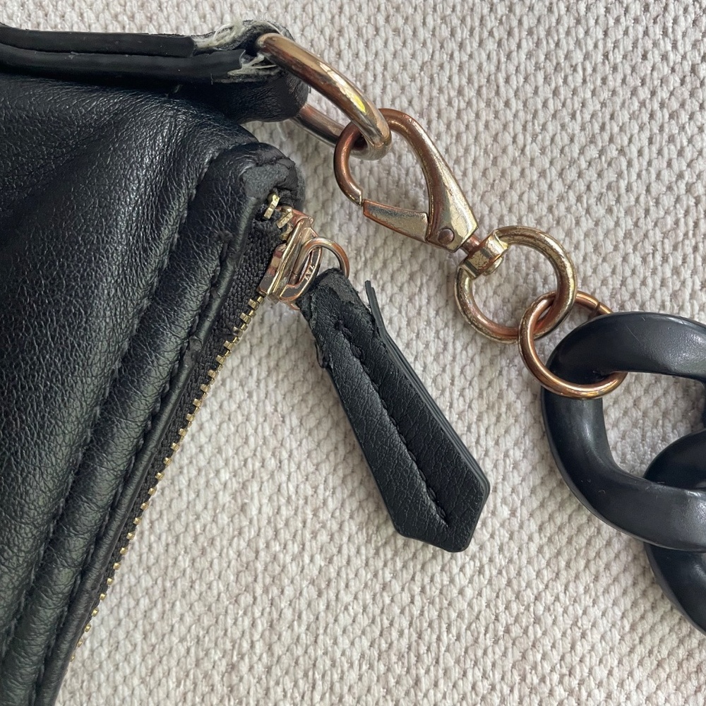 Valentino - Picture 4 of 5